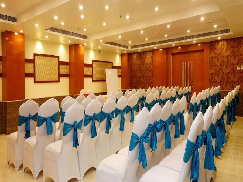 Amalfi Grand Hotel Patna  Bagian luar foto